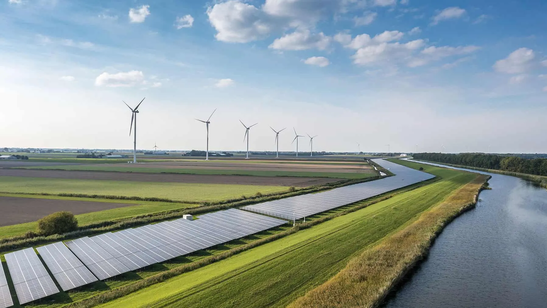 Paysage avec éoliennes